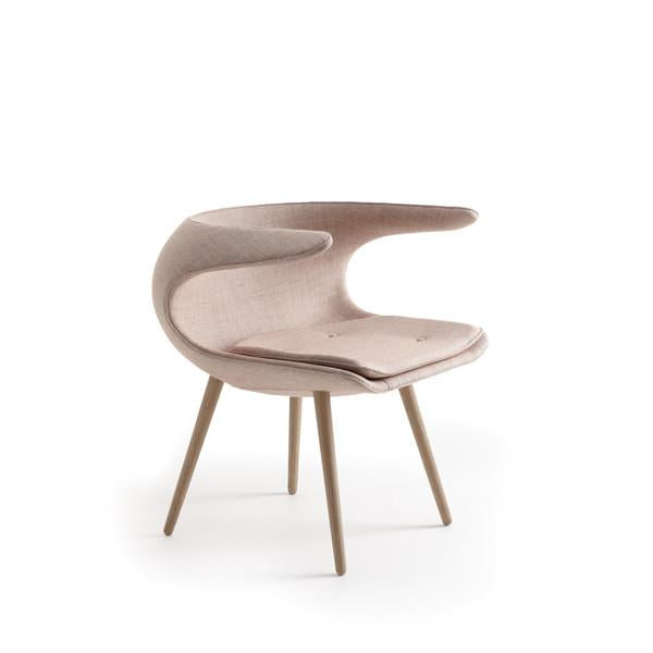 Frost Chair wins an award in the Restaurant and Bar Product Design Awards